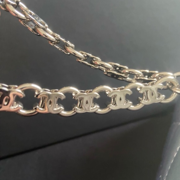 🔥🔥Chanel Iridescent Metallic Clutch - Picture 7 of 15